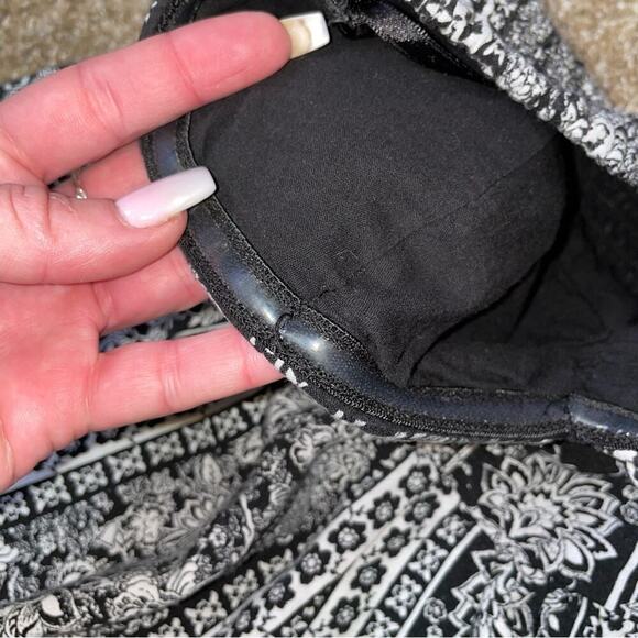 Band Of Gypsies Jumper Black White Sleeveless Sweetheart Flare Smocked wide leg - Picture 6 of 8